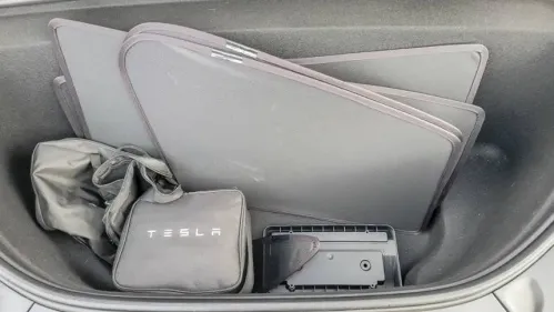 2023 Tesla Model X 7SAXCDE59PF381234