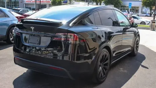 2023 Tesla Model X 7SAXCBE62PF372274