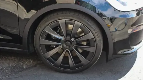 2023 Tesla Model X 7SAXCBE62PF372274