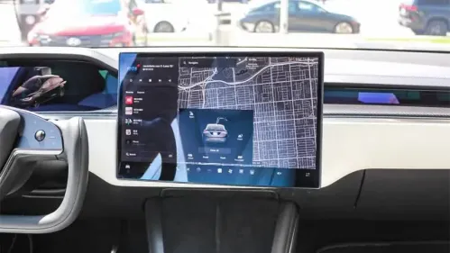 2023 Tesla Model X 7SAXCBE62PF372274