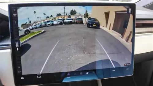 2023 Tesla Model X 7SAXCBE62PF372274