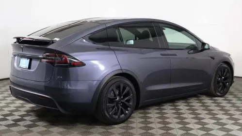 2022 Tesla Model X - Images - 12