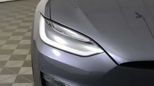 2022 Tesla Model X - Images - 15