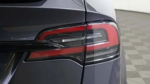 2022 Tesla Model X - Images - 18