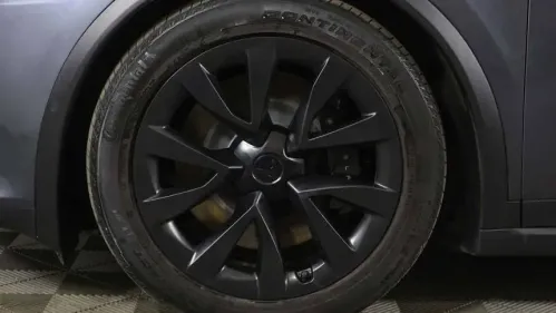 2022 Tesla Model X - Images - 25