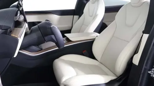 2022 Tesla Model X - Images - 30