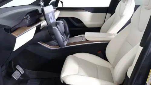 2022 Tesla Model X - Images - 32