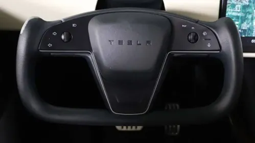 2022 Tesla Model X - Images - 40