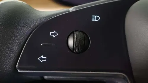 2022 Tesla Model X - Images - 42