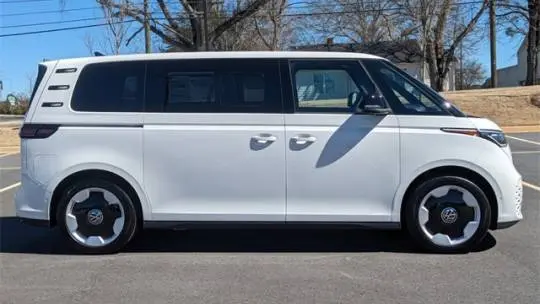 2025 Volkswagen ID.Buzz WVGAWVEB6SH013457