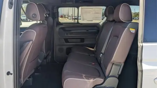 2025 Volkswagen ID.Buzz WVGAWVEB6SH013457