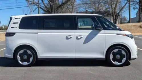2025 Volkswagen ID.Buzz WVGAWVEB6SH013457