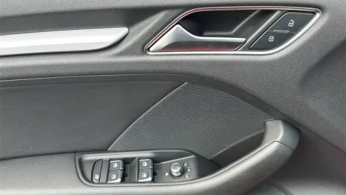 2018 Audi A3 Sportback e-tron - Images - 8