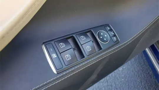 2017 Tesla Model S 5YJSA1E13HF192749