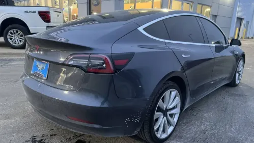 2018 Tesla Model 3 5YJ3E1EB9JF116475