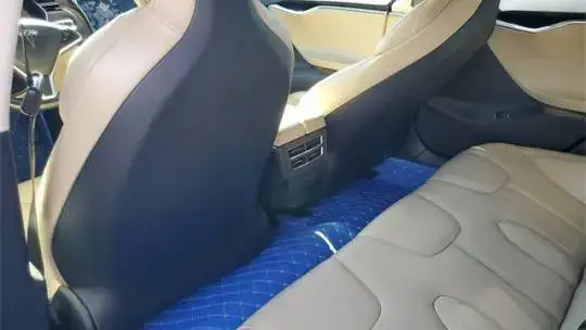 2017 Tesla Model S - Images - 26