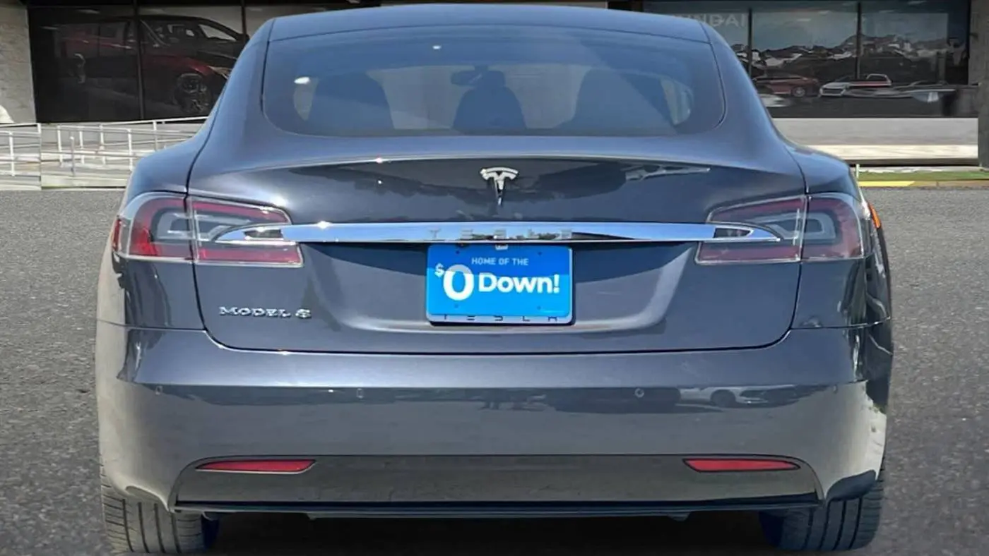2017 Tesla Model S 5YJSA1E29HF184406