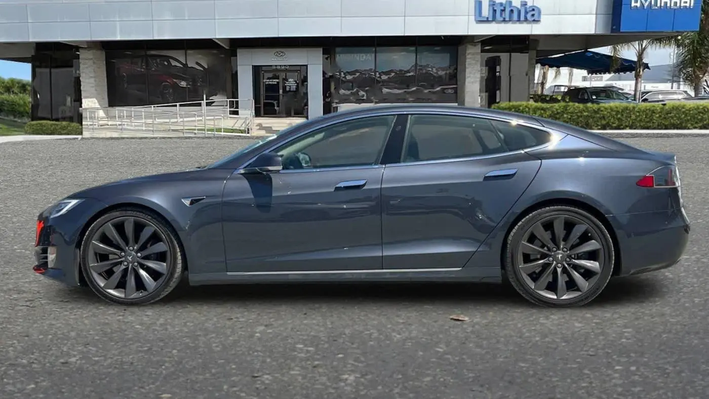 2017 Tesla Model S 5YJSA1E29HF184406