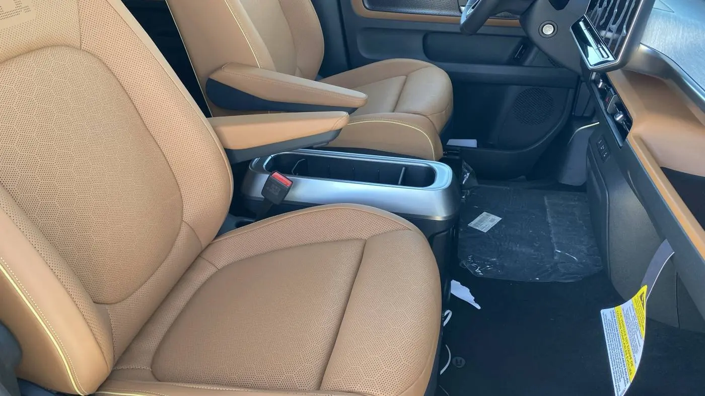 2025 Volkswagen ID.Buzz WVGAWVEB7SH021003