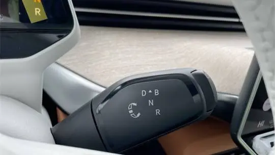 2025 Volkswagen ID.Buzz WVG6YVEB6SH013118