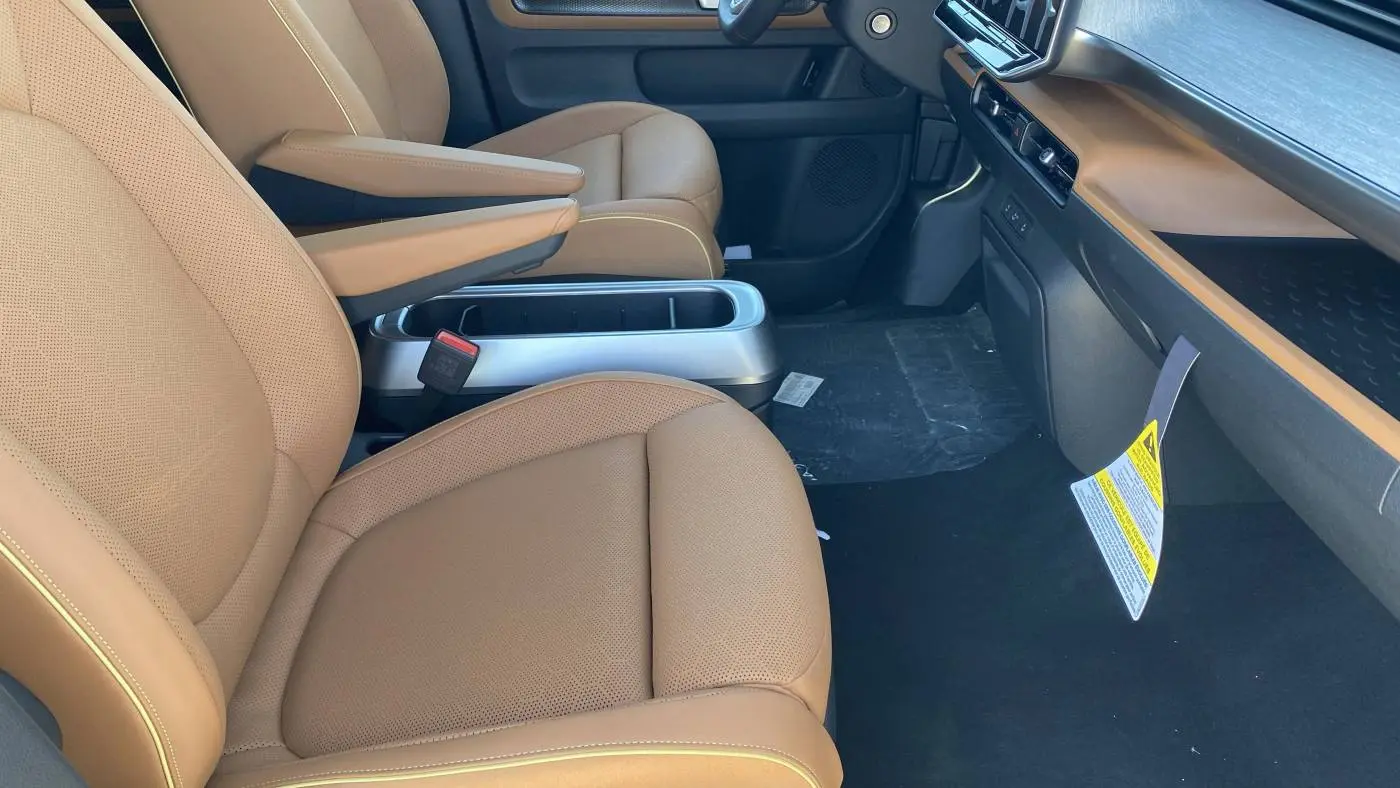 2025 Volkswagen ID.Buzz WVGAWVEB7SH021003