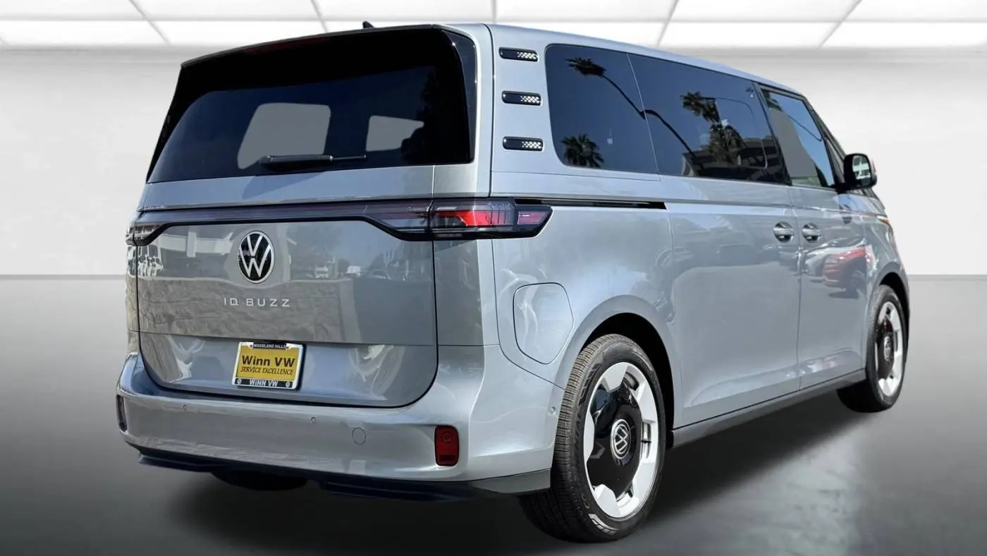 2025 Volkswagen ID.Buzz WVGAWVEB8SH021284