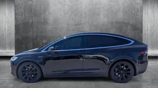 2016 Tesla Model X 5YJXCAE29GF011855