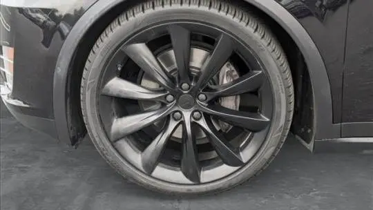 2016 Tesla Model X 5YJXCAE29GF011855
