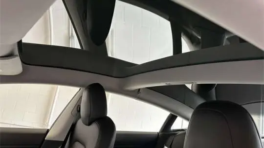 2019 Tesla Model 3 5YJ3E1EA0KF483872