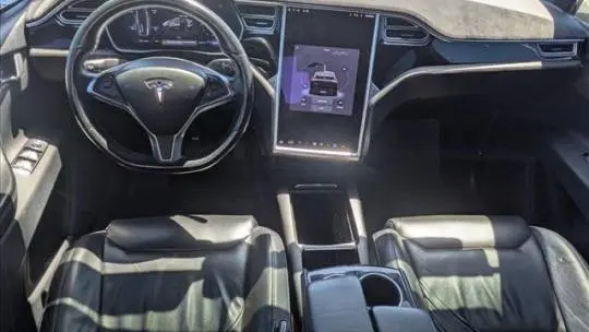 2016 Tesla Model X 5YJXCAE29GF011855