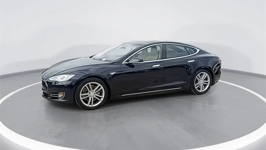 2013 Tesla Model S 5YJSA1DG4DFP23456