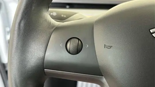 2019 Tesla Model 3 5YJ3E1EA0KF483872