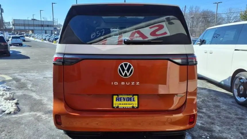 2025 Volkswagen ID.Buzz WVG6YVEB2SH018090