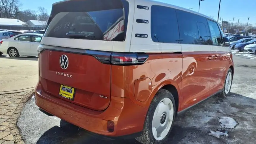 2025 Volkswagen ID.Buzz WVG6YVEB2SH018090