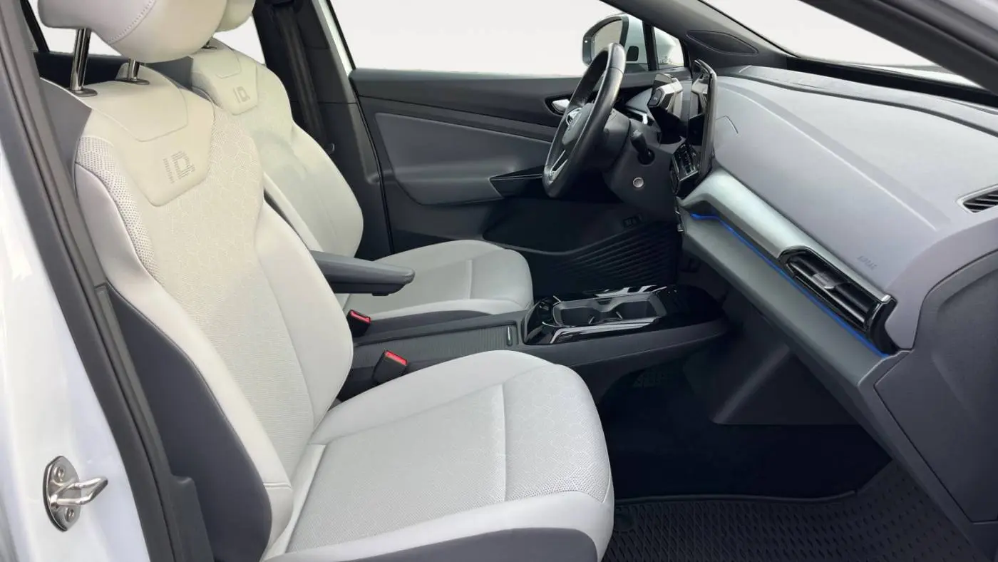 2022 Volkswagen ID.4 WVGTMPE25NP074853
