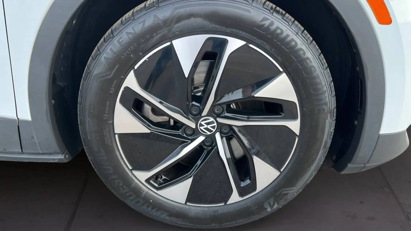 2022 Volkswagen ID.4 WVGTMPE25NP074853