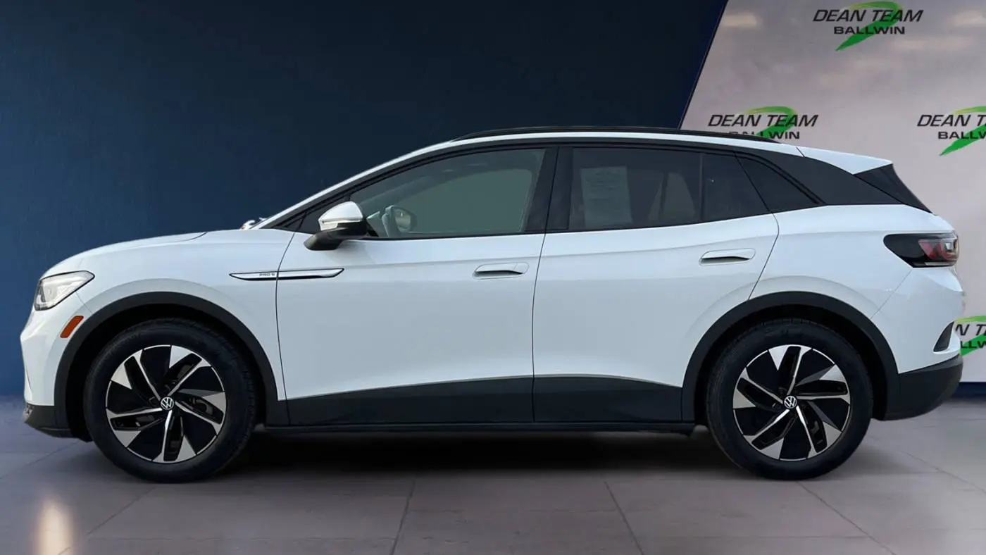 2022 Volkswagen ID.4 WVGTMPE25NP074853