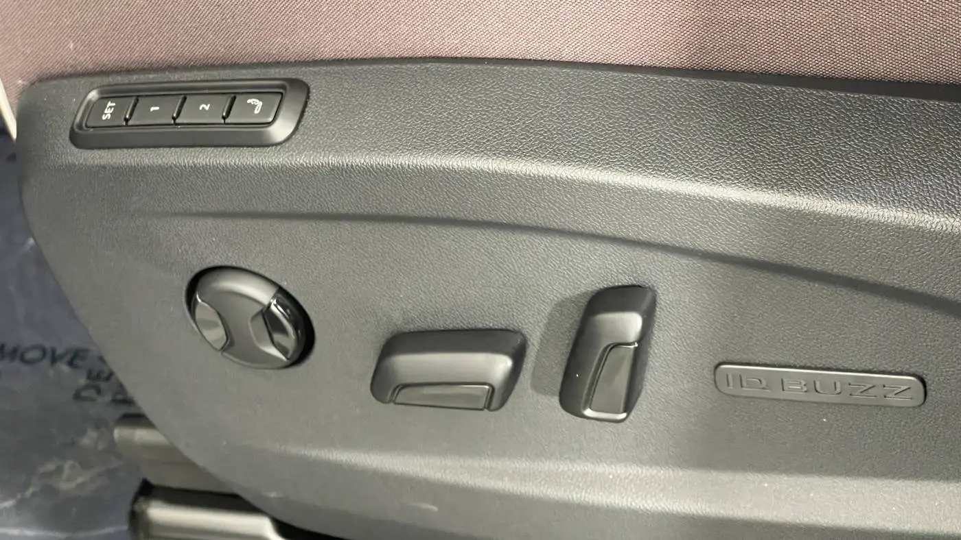2025 Volkswagen ID.Buzz WVGAWVEB9SH021133