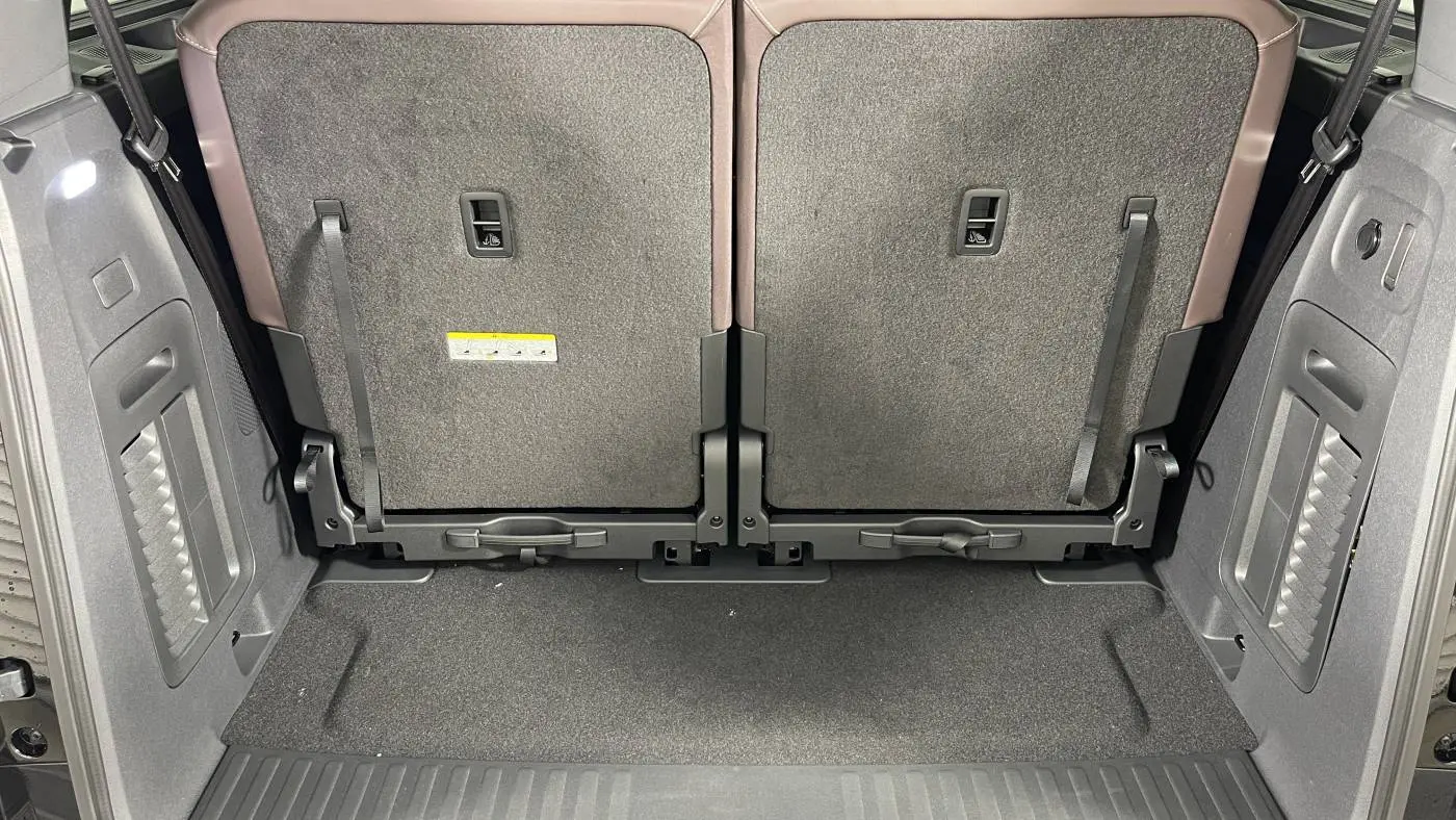 2025 Volkswagen ID.Buzz WVGAWVEB9SH021133