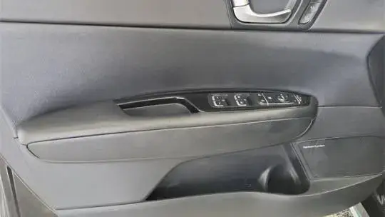 2018 Kia Optima - Images - 9