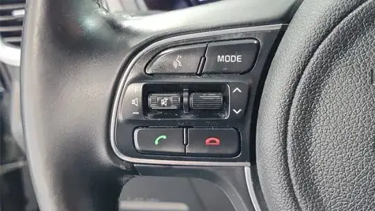 2018 Kia Optima - Images - 17