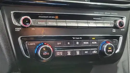 2018 Kia Optima - Images - 22