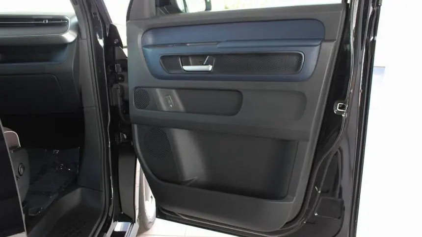 2025 Volkswagen ID.Buzz WVGAWVEB7SH010938