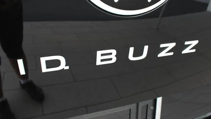 2025 Volkswagen ID.Buzz WVGAWVEB7SH010938