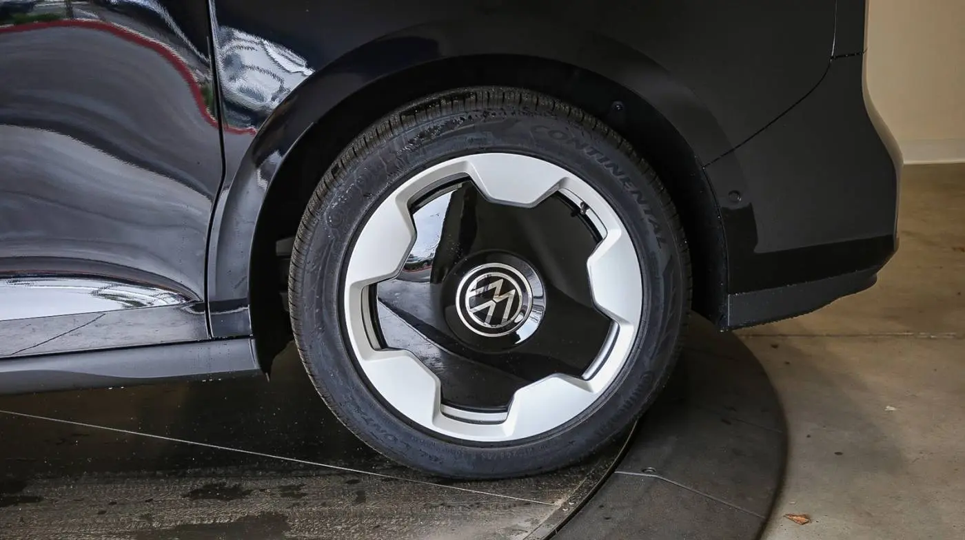 2025 Volkswagen ID.Buzz WVGAWVEB6SH019808