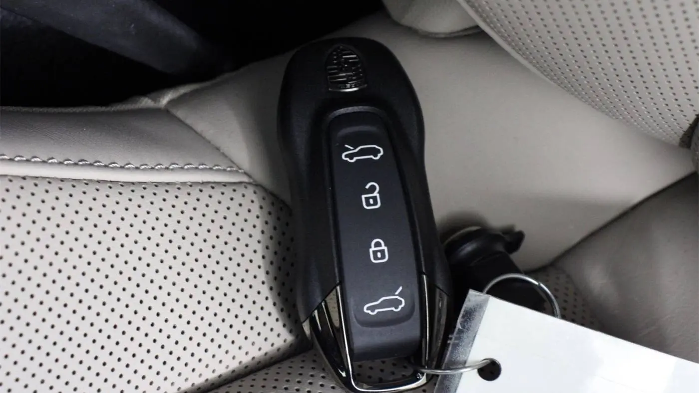 2024 Porsche Macan Electric WP1AC2XA9RL200176