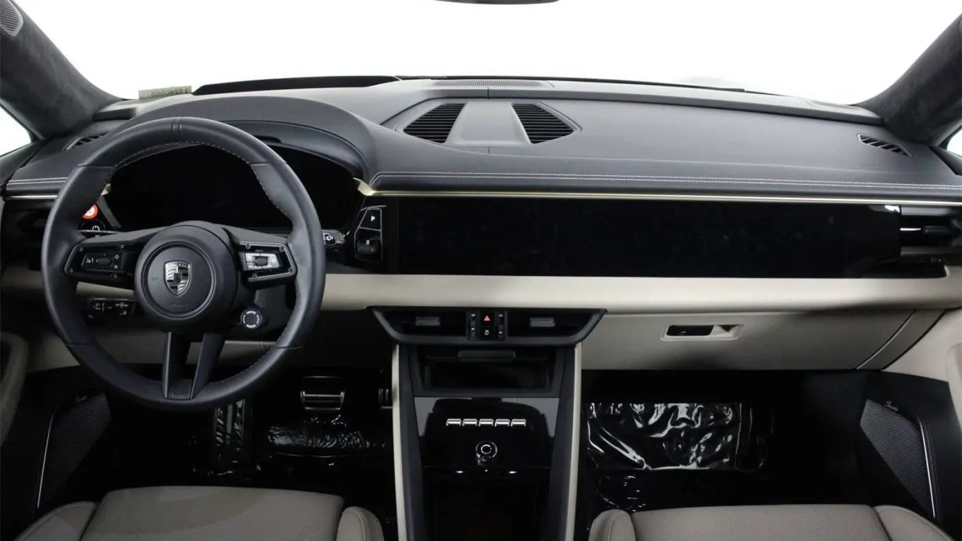 2024 Porsche Macan Electric WP1AC2XA9RL200176