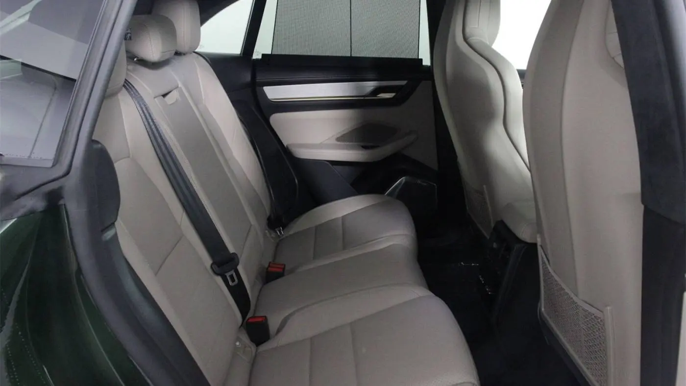 2024 Porsche Macan Electric WP1AC2XA9RL200176