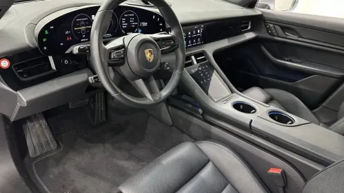 2022 Porsche Taycan - Images - 4