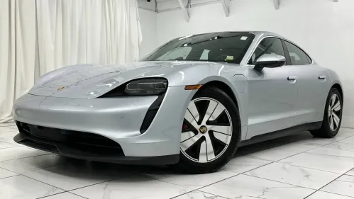 2022 Porsche Taycan - Images - 6